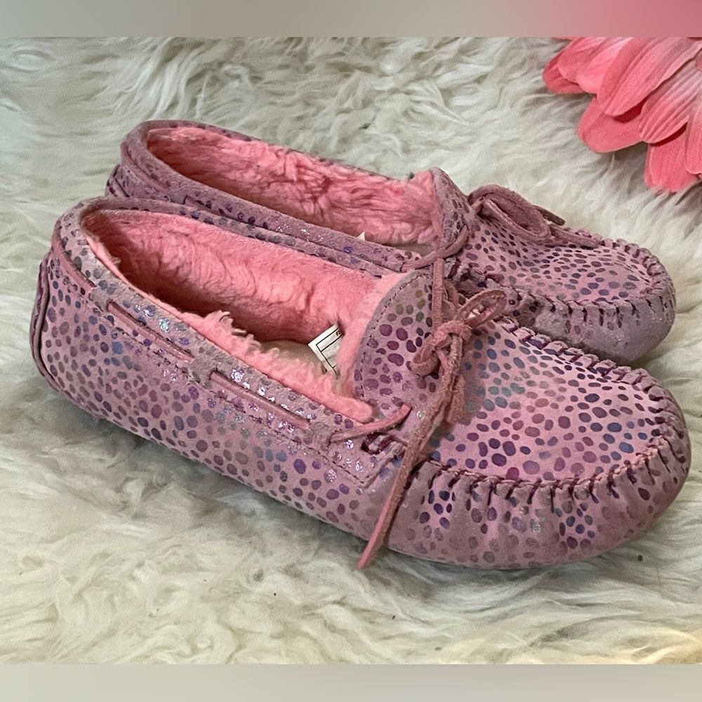 UGG Dakota Moccasin Slippers Pink Suede Shoes 3Y